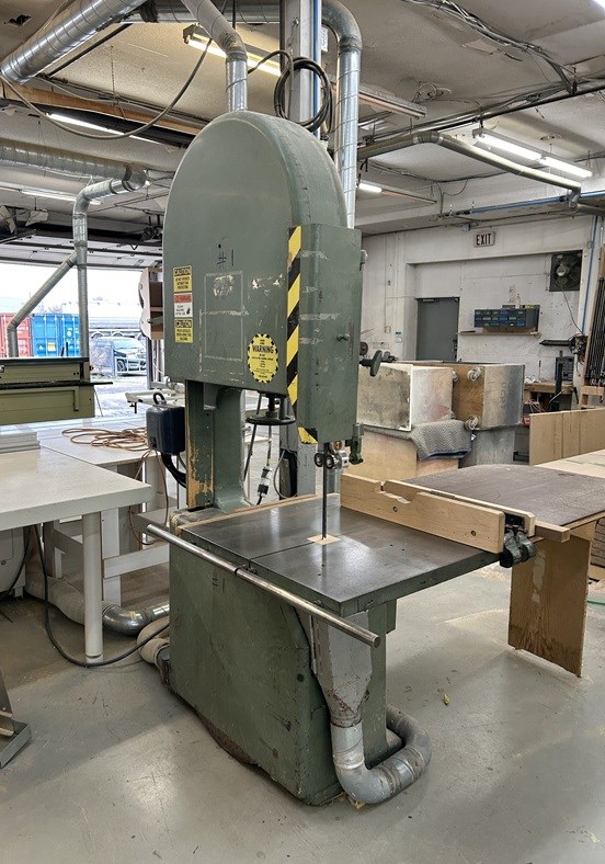 Danckaert "D39" Bandsaw - North York, ON