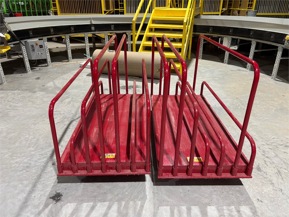 (2) Panel Carts