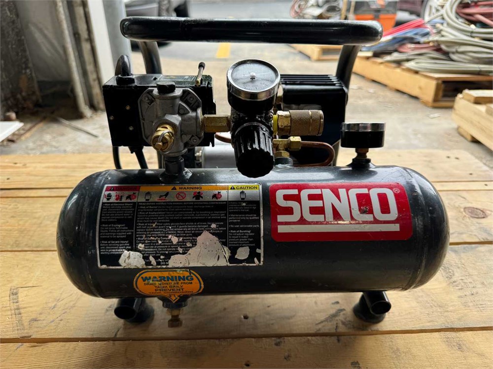 Senco "PC1010" Portable Air Compressor