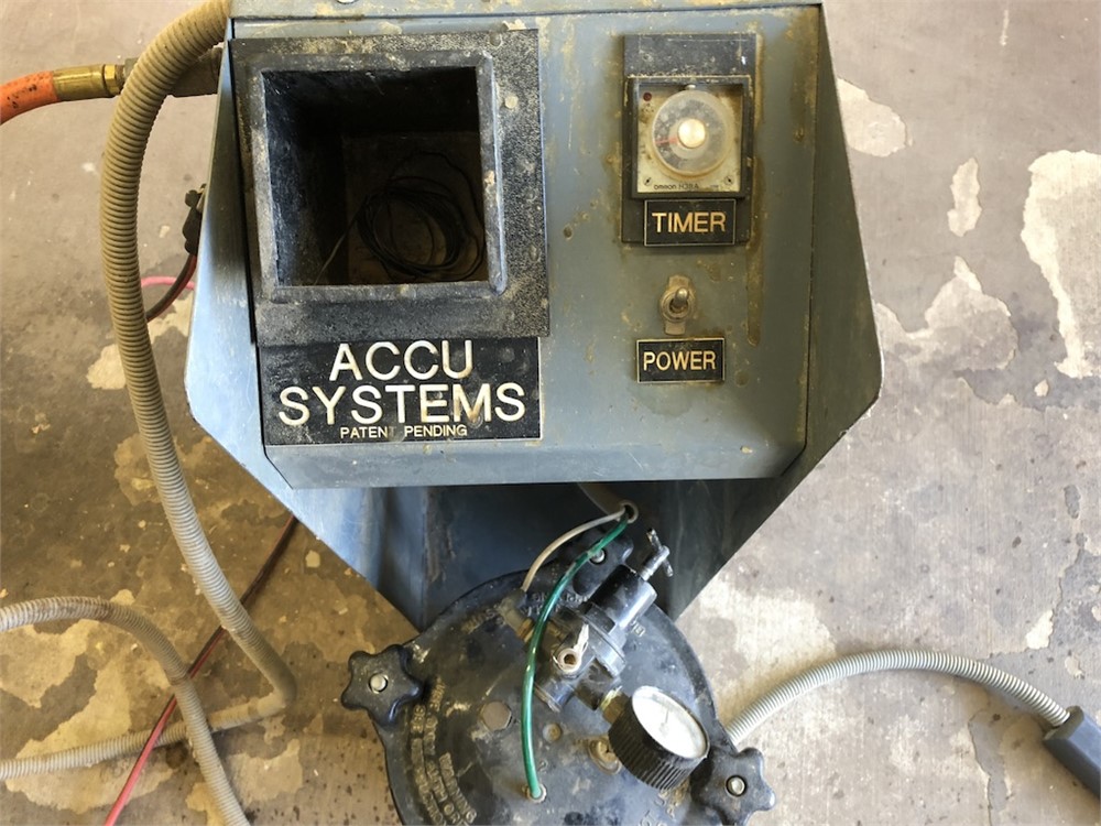 Accu-Systems Glue Dispenser