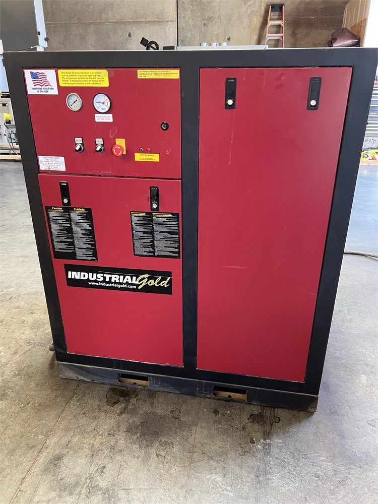 Industrial Gold "R303ENC-CDR" Enclosed Rotary Screw Air Compressor