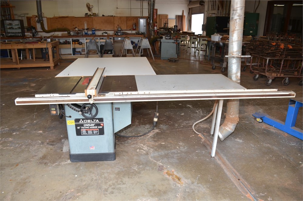 Delta "34-806" Table Saw and Table