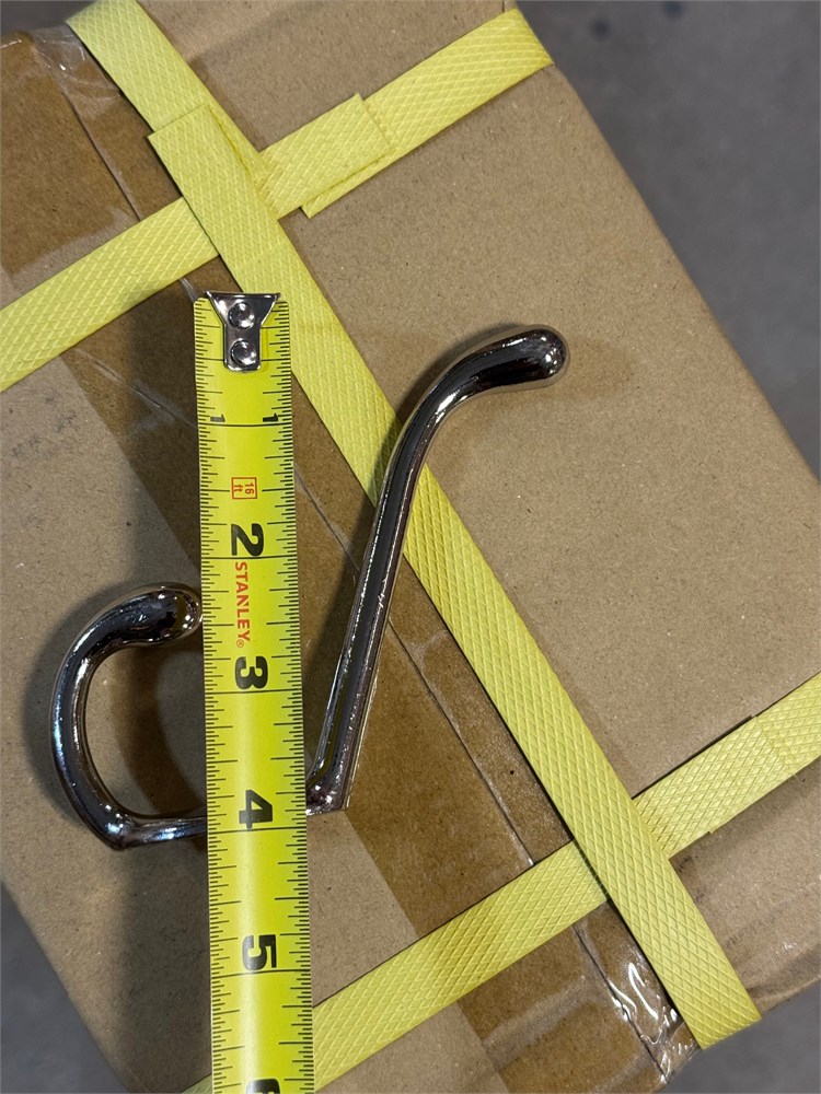 (250) Large Nickle Hooks