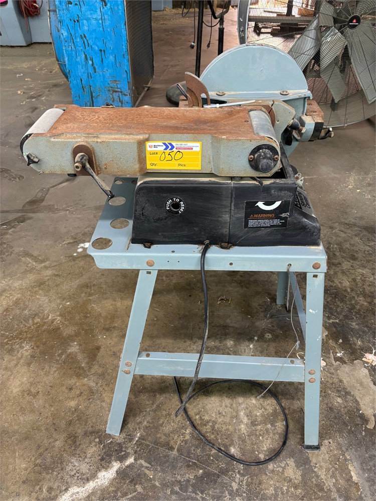 Delta "31-280" Sanding Center