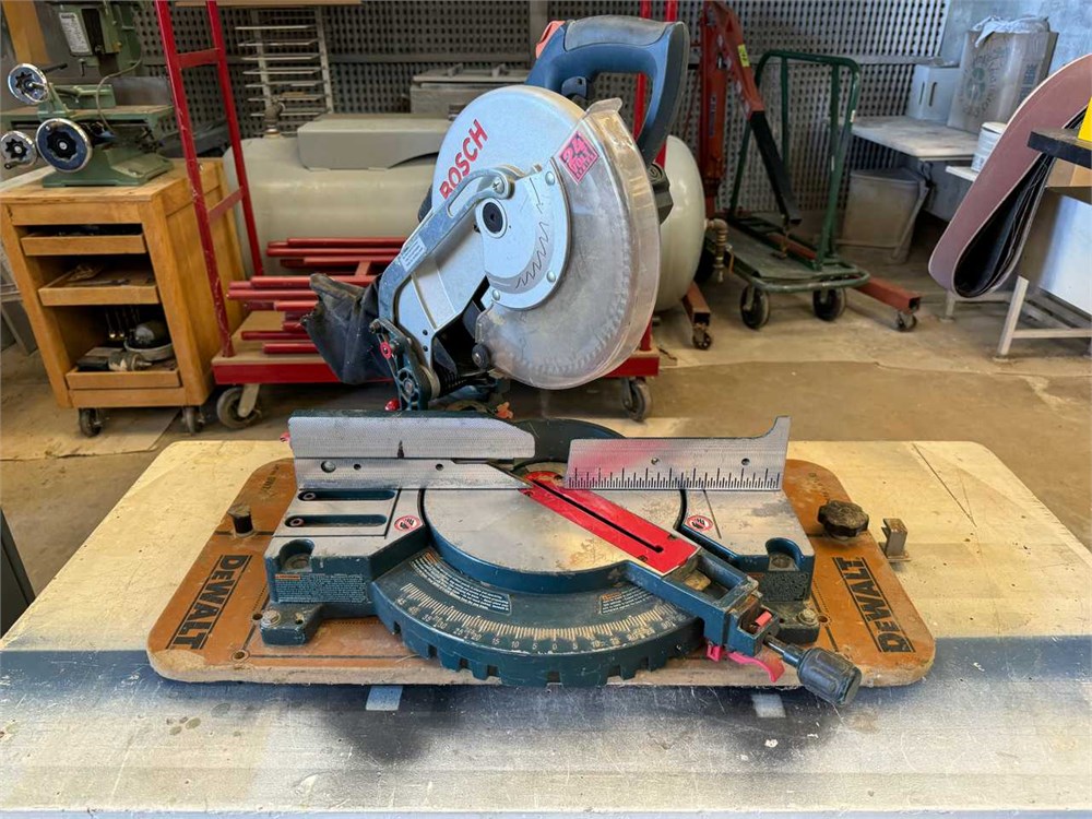 Bosch 10" Cordless Compound Miter Saw and Base