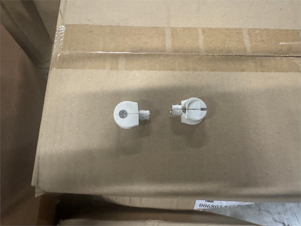 Lot of (1) Pallet Titus "006803.877.001" Quick Lock Cam