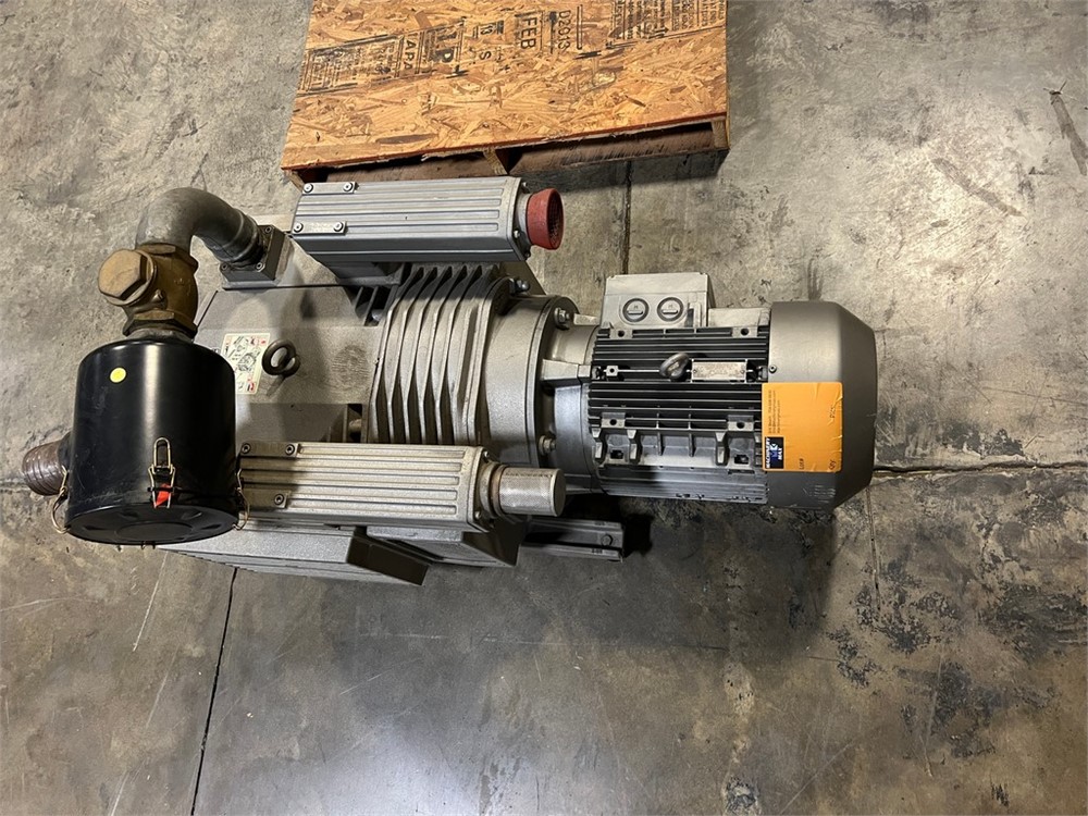Becker "VTLF 250 SK" Vacuum Pump