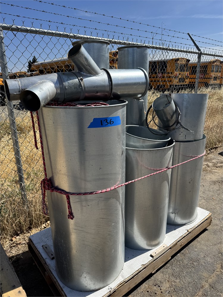 Lot of Quick-Fit Dust Pipe - as pictured