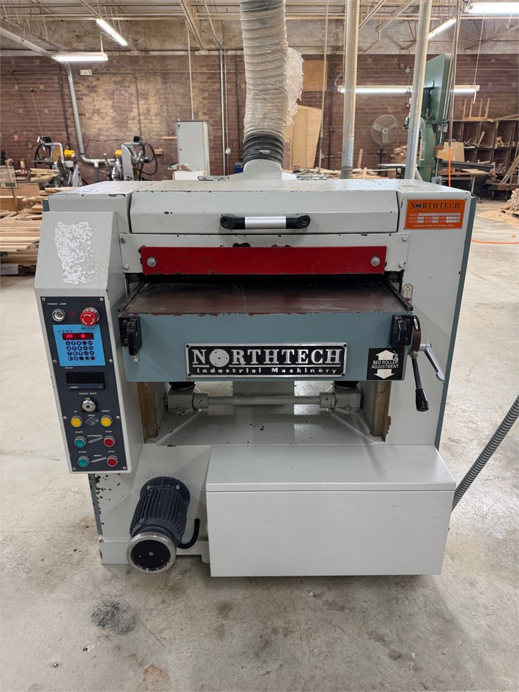 Northtech "NT-660SS-25HC" Planer 25" - Helical Cutterhead