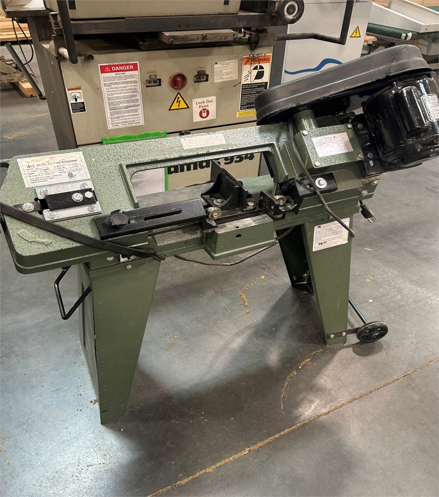 Central Machinery "37151" Metal Bandsaw