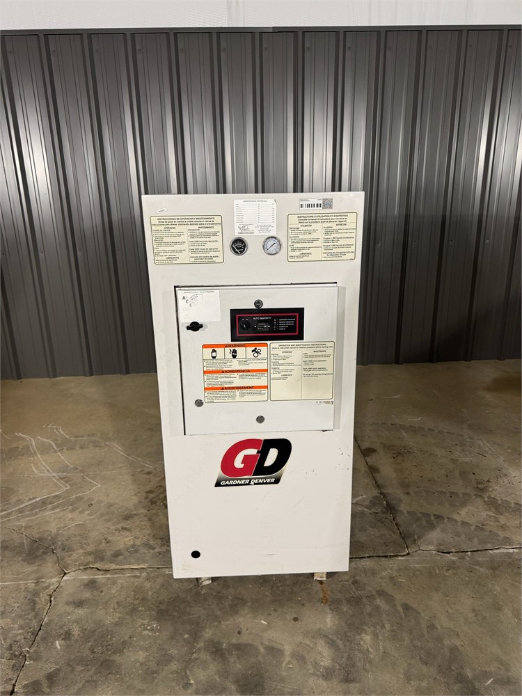 Gardner Denver "EFB99F" Air Compressor - Rotary Screw