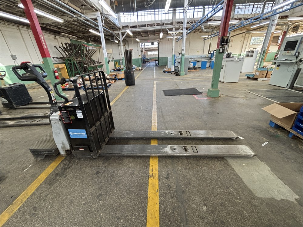 Barret Ride Long Powered Pallet Jack