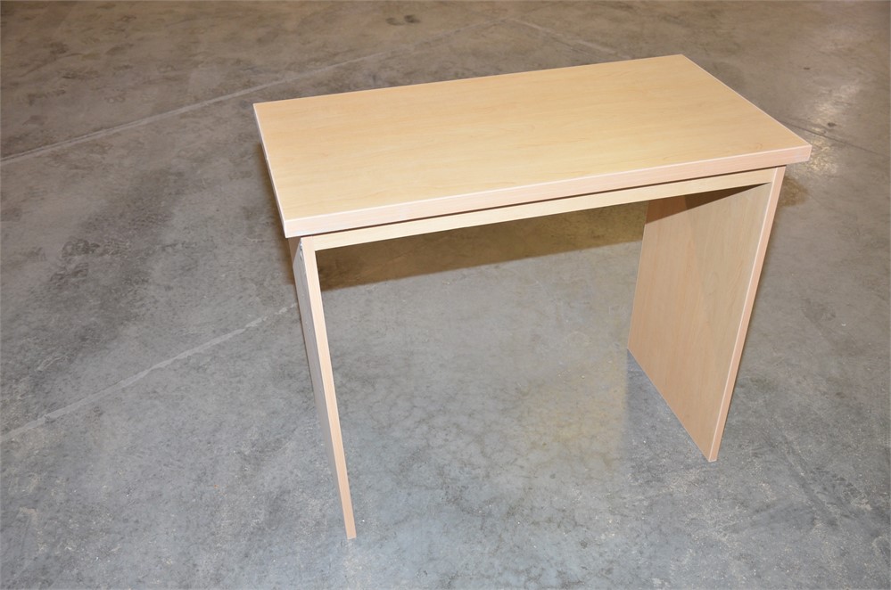 Desks (7)