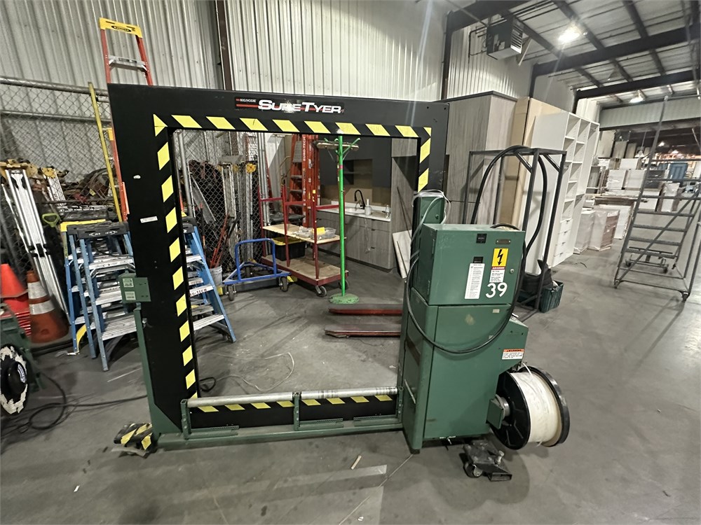 Signode "Suretyer Sideseal" Strapping Machine