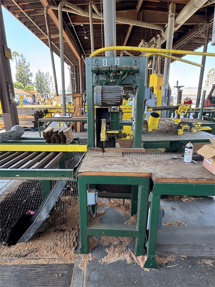 Swing Arm Saw