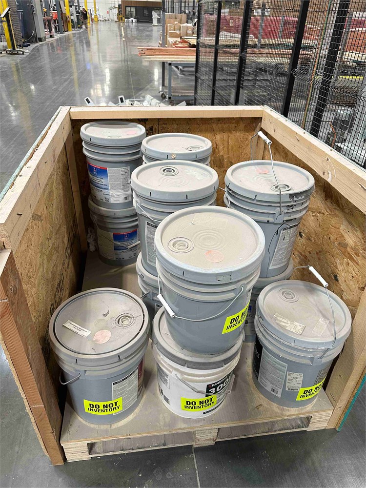 Pallet of Misc. 5 gallon Buckets