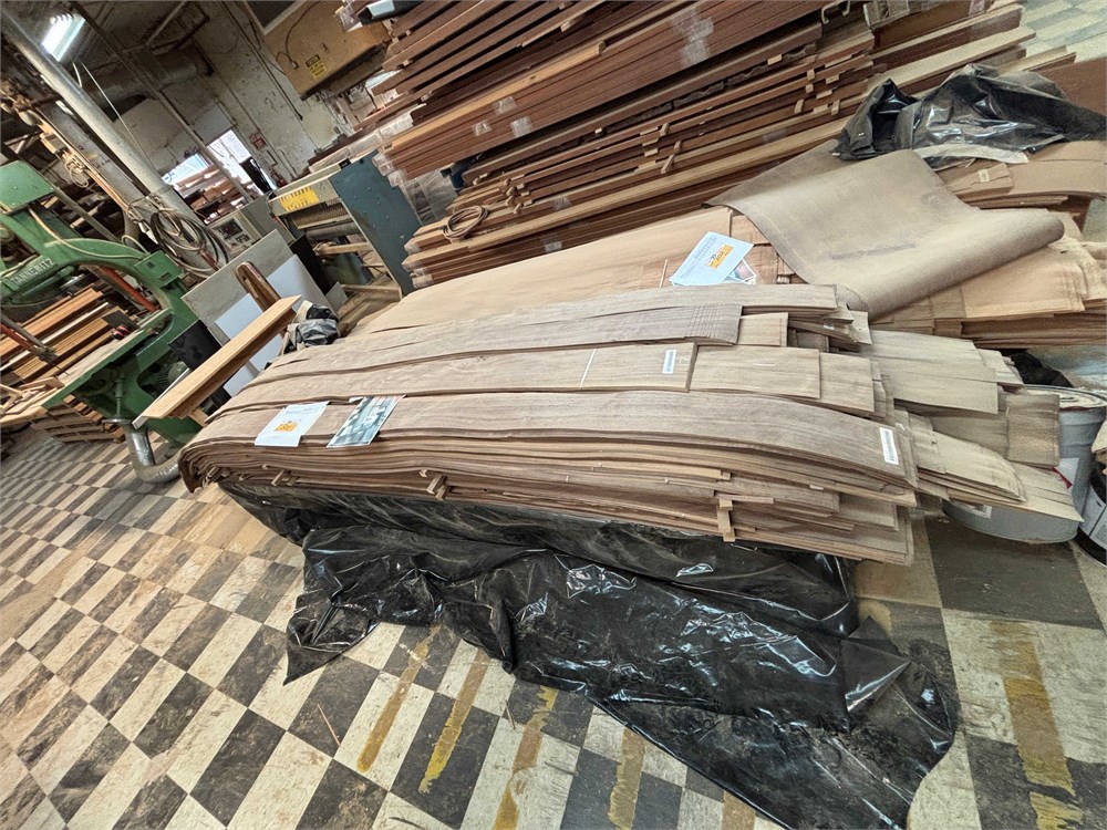 Walnut Veneer Sheets