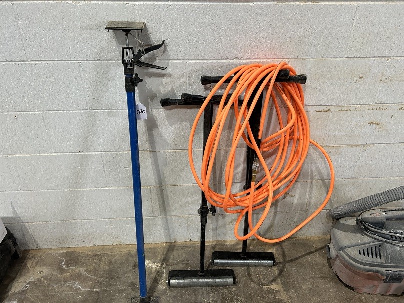 Misc Lot of Tools c/w Air Hose  -  Collingwood, ON