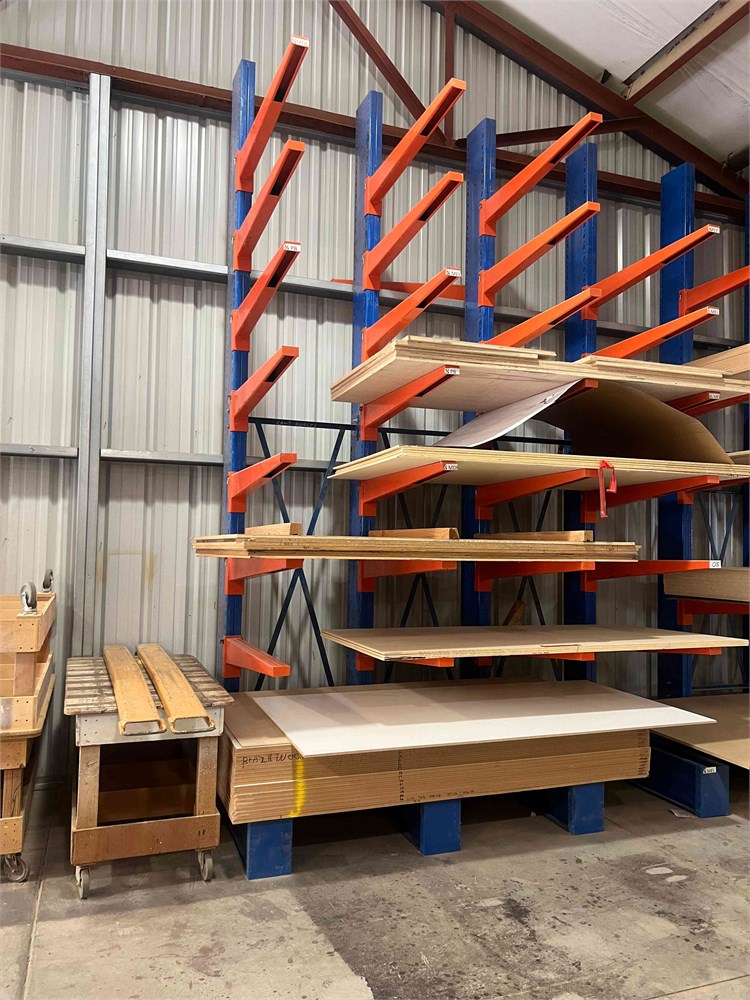 Cantilever material rack