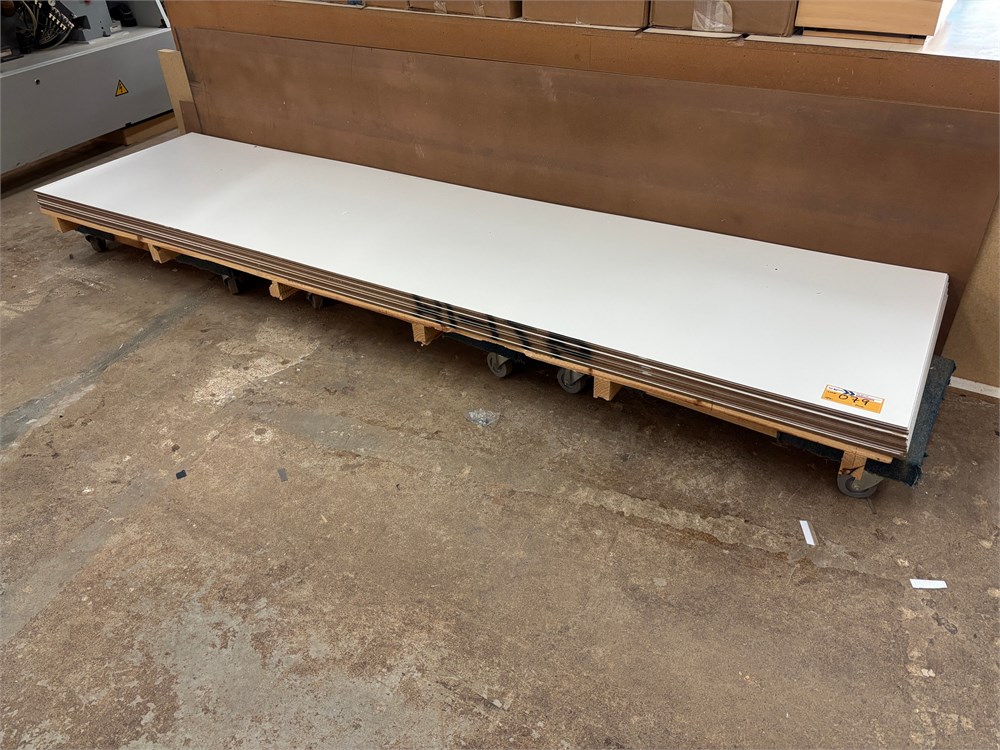 1/8" Cabinet Backing (White) as pictured