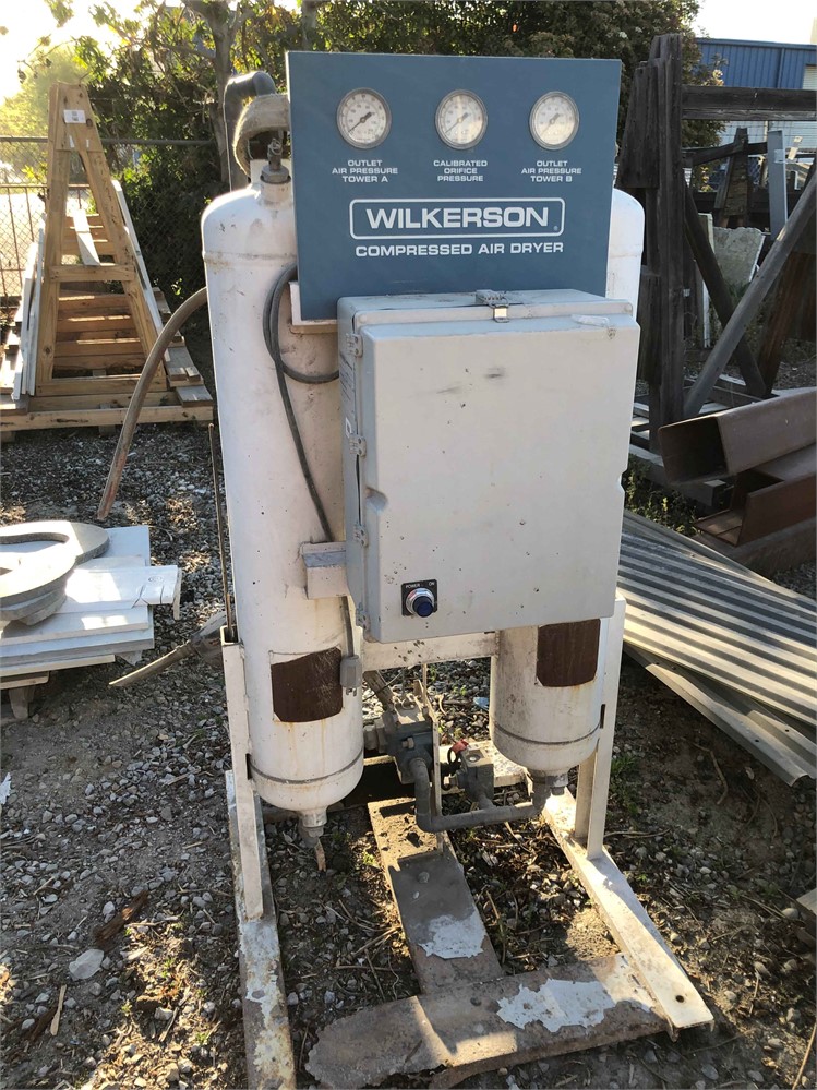 Wilkerson "WDP-0100-1-0" Compressed Air Dryer