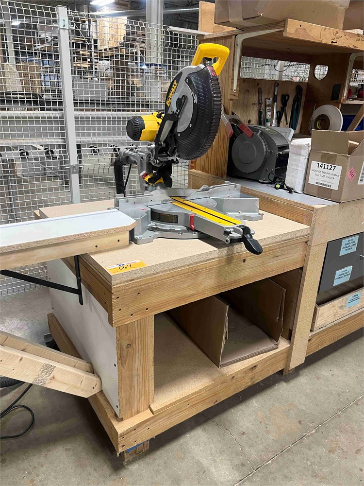 DeWalt "DWS780" Miter Saw