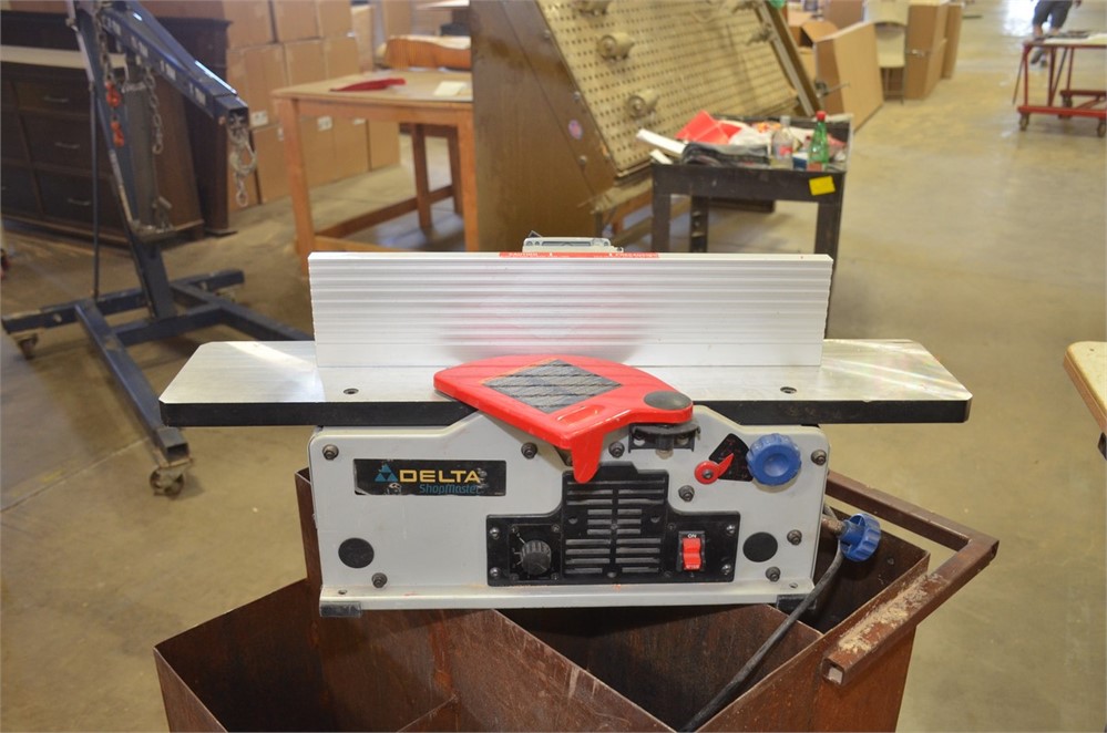 Delta "JT160" Bench Top Jointer