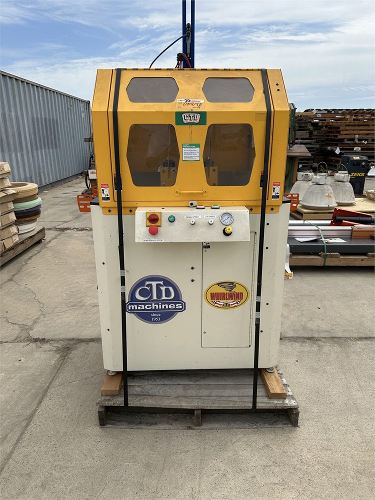 CTD "W218" Upcut Saw