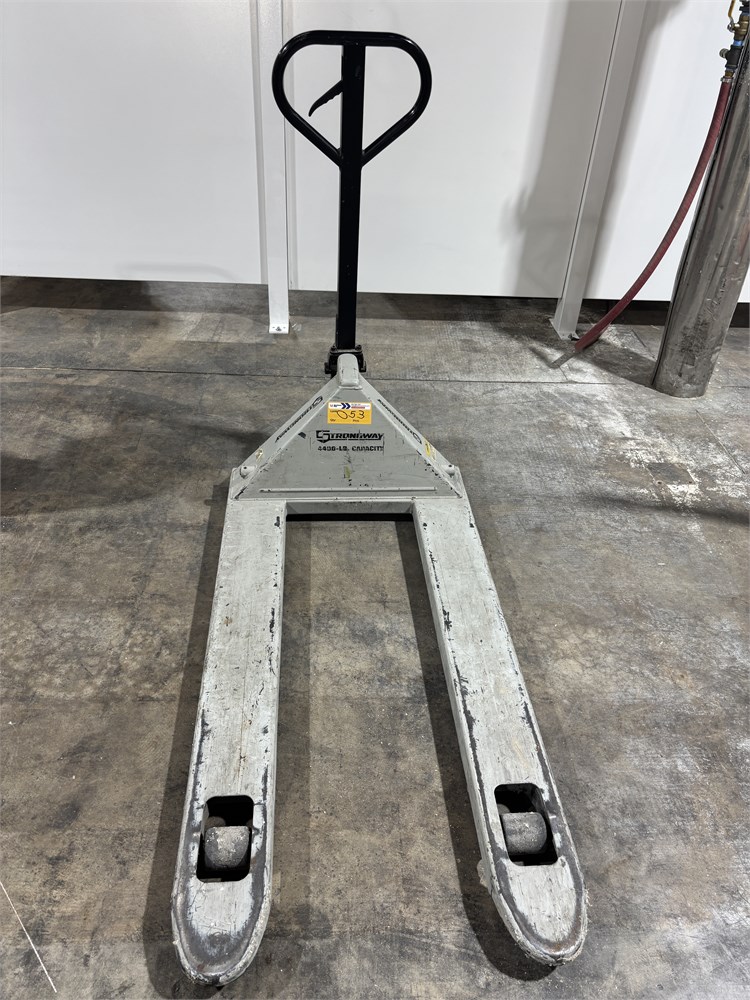 Strongway Pallet Jack