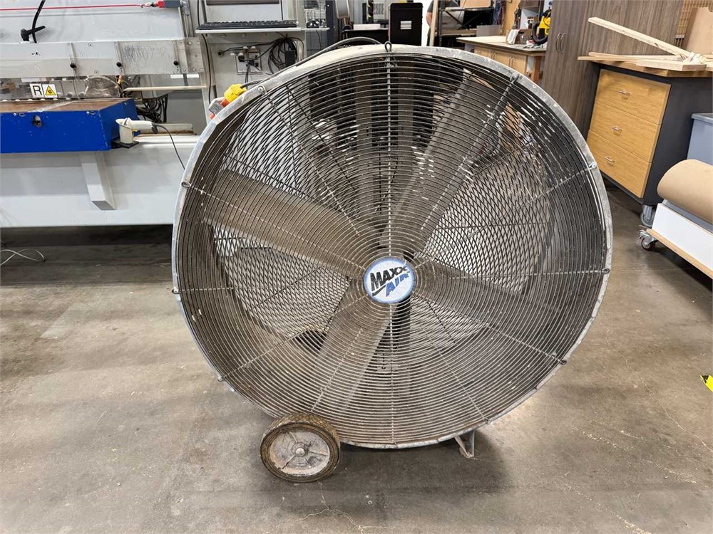 Max Air 42" Floor Fan