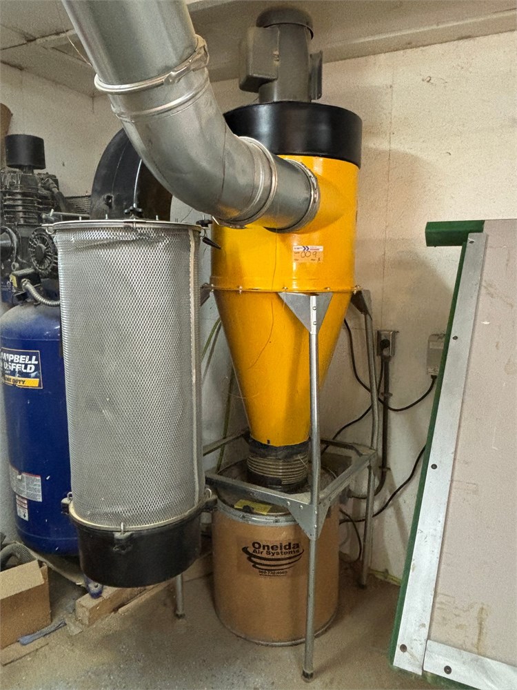 Oneida Dust Collector & Dust pipe as pictured