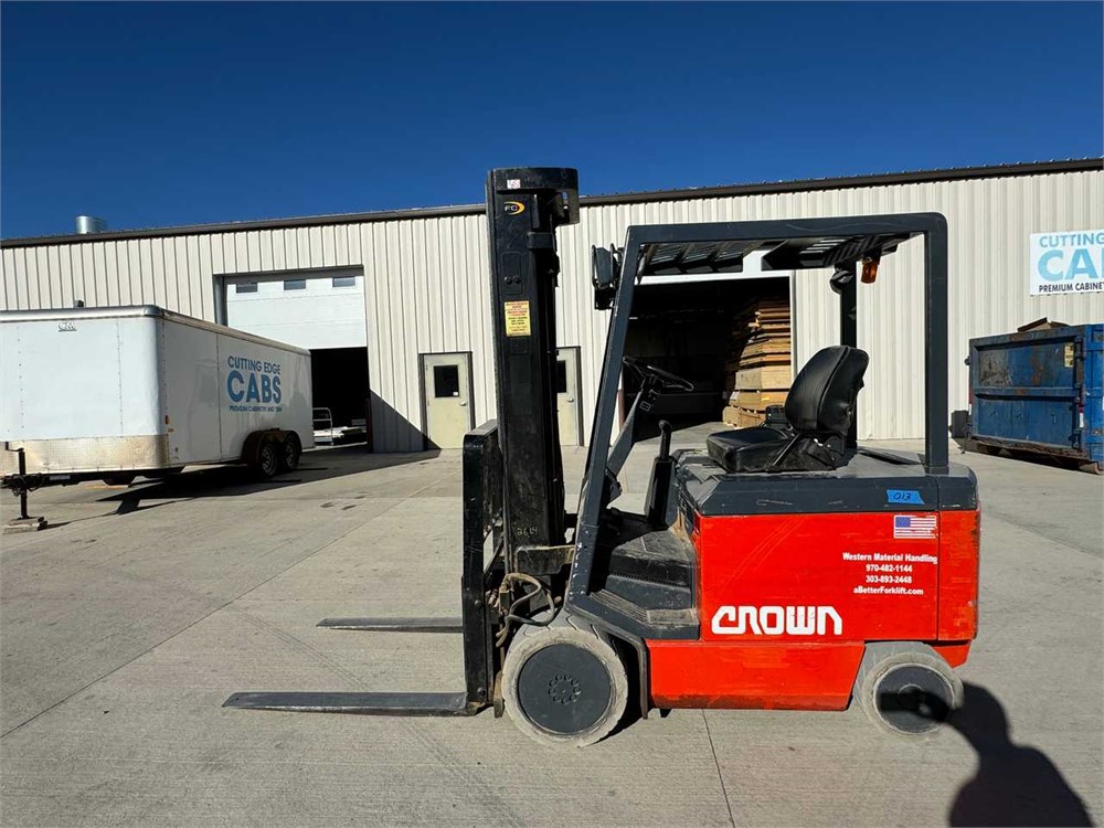 Crown Electric Forklift