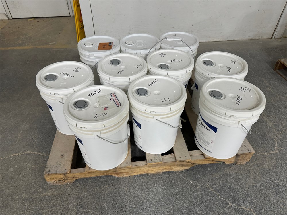 Finish works Finish/Paint - (5) Gal Buckets