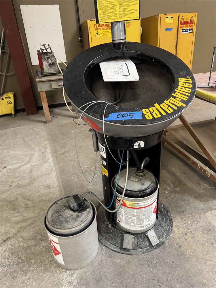 Safety-Kleen "1077" Spray Gun & Equipment Washer