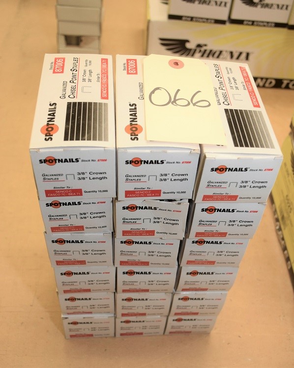 (18) BOXES OF SPOTNAILS CHISEL POINT STAPLES