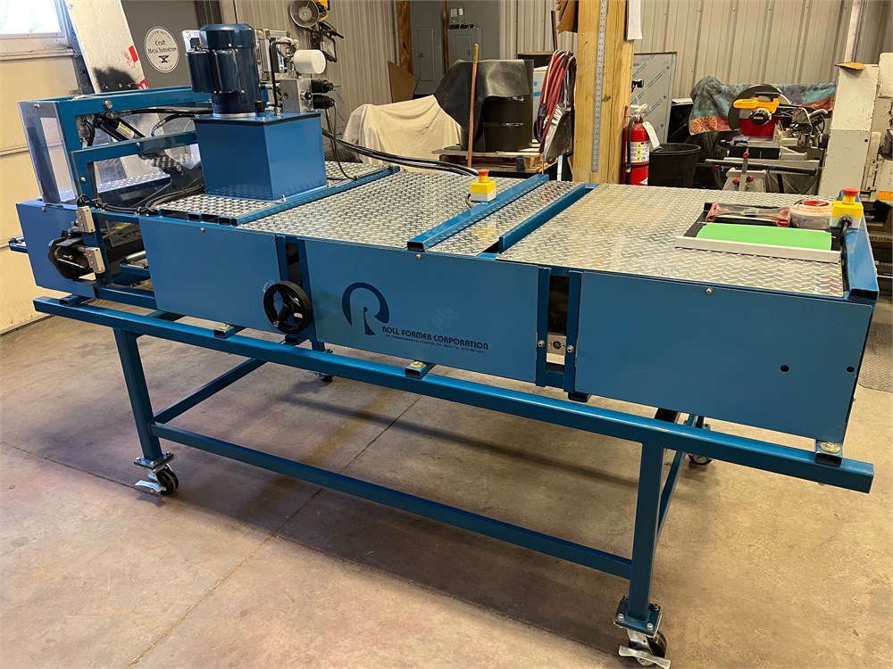 Roll Former "VS-150" Standing Seam Panformer with Hydraulic Drive and Shear