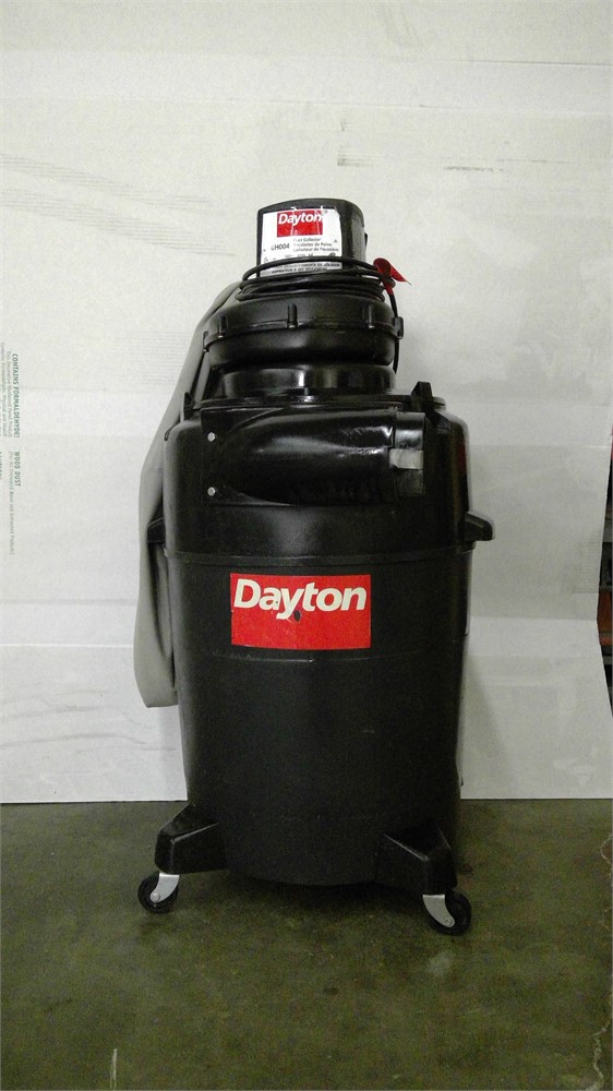 Dayton "6H004" Dust Collector