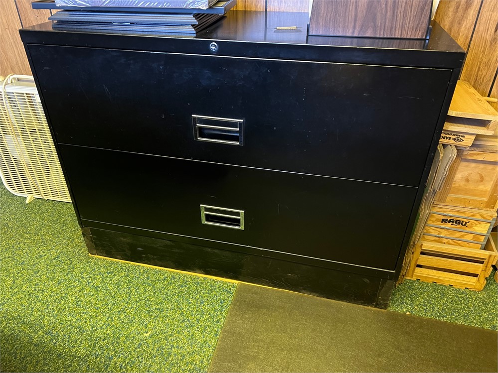 File cabinet