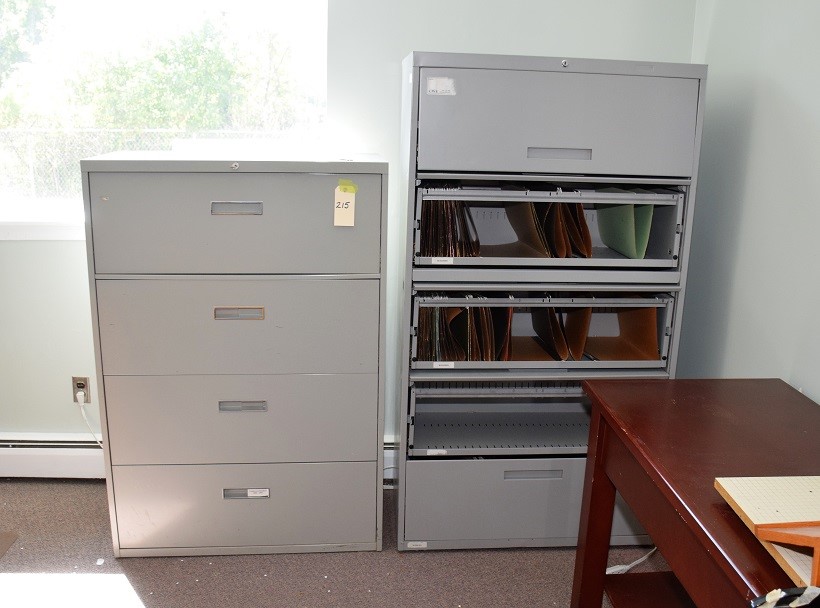 (2) METAL FILING CABINETS  * LOT OF 2