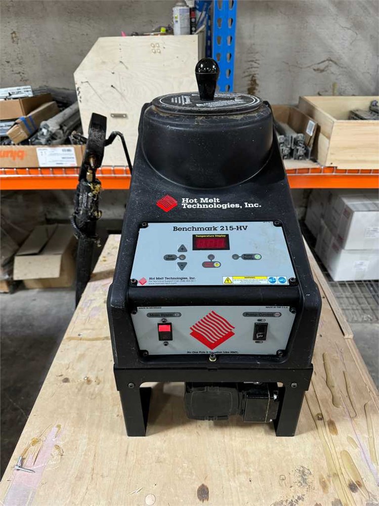 HMT "Benchmark 215-HV" Hot Glue Machine