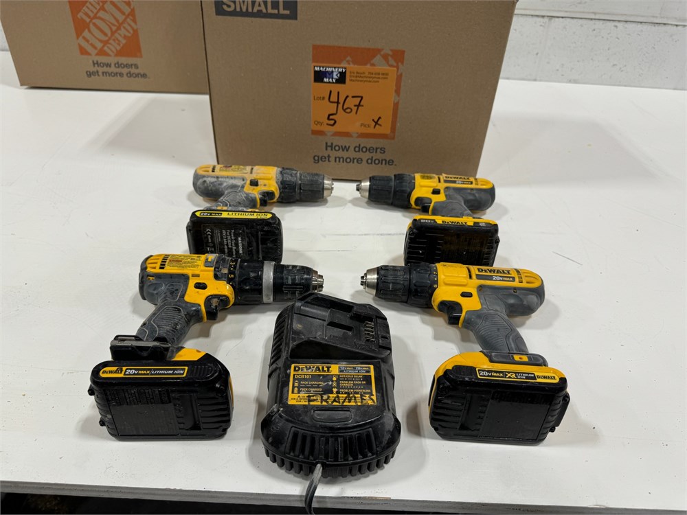 Lot of Dewalt Power Tools - Qty (5)