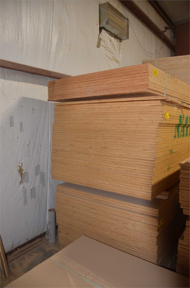 7/8" plywood - 85 sheets