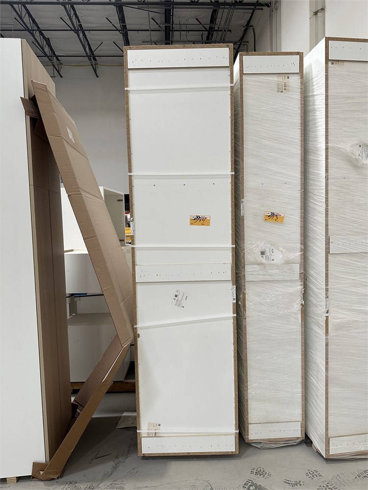(1) Custom Cabinet