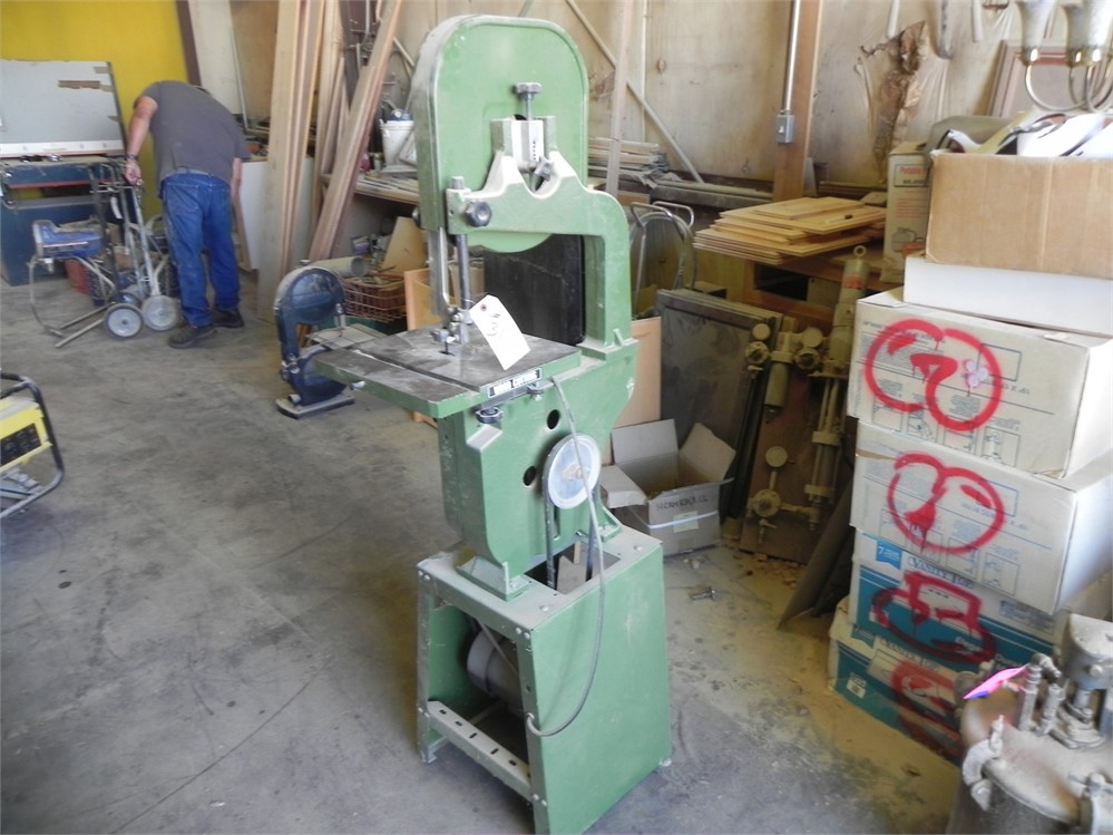 CENTRAL MACHINERY "14 BANDSAW"