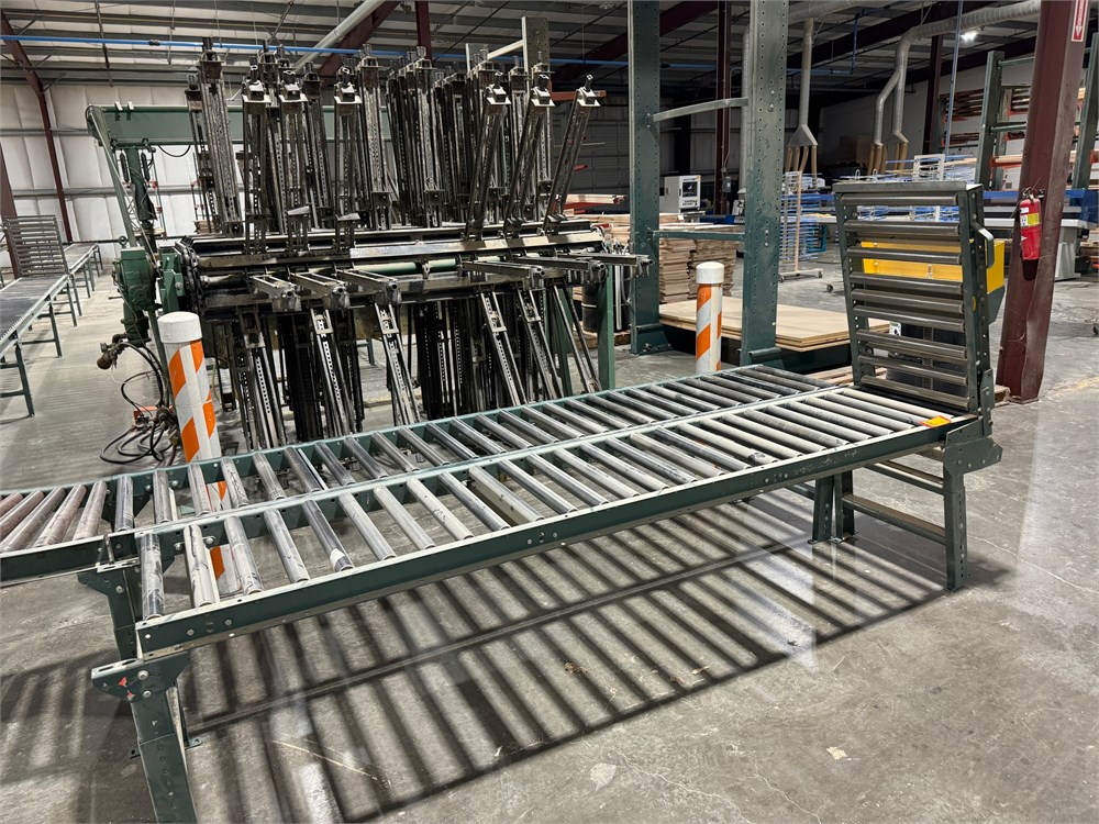 Hytrol - Lot of Roller Conveyor