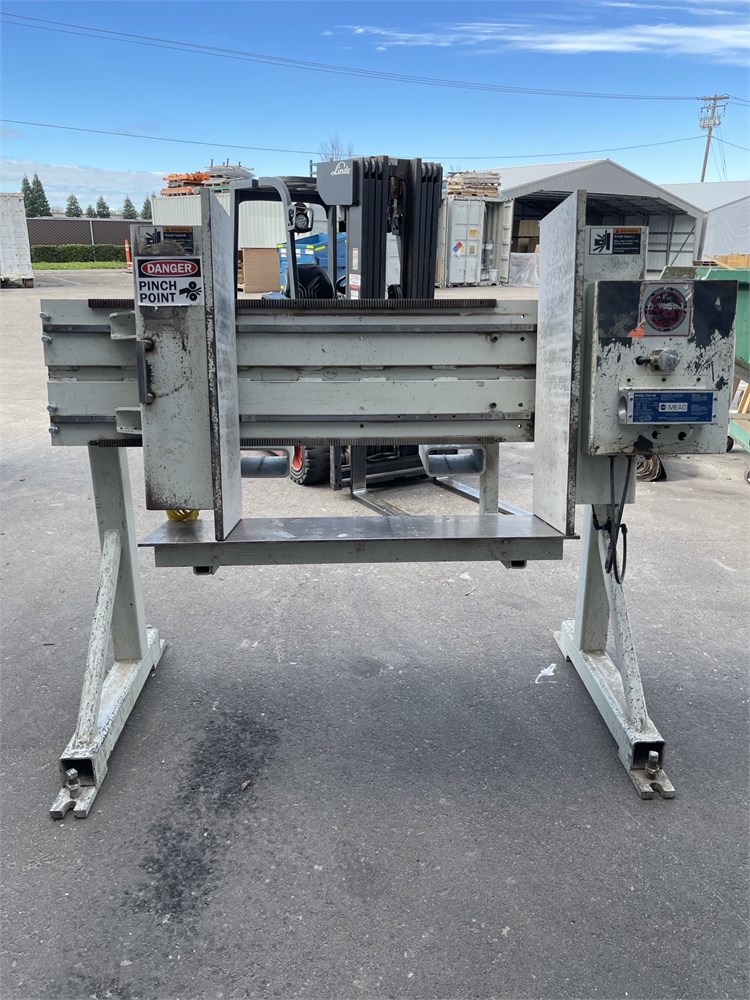 Mereen Johnson "99-D Box" Drawer Clamp