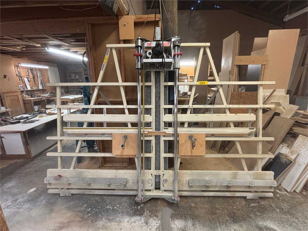 Safety Speed Cut "3400" Vertical Panel Router
