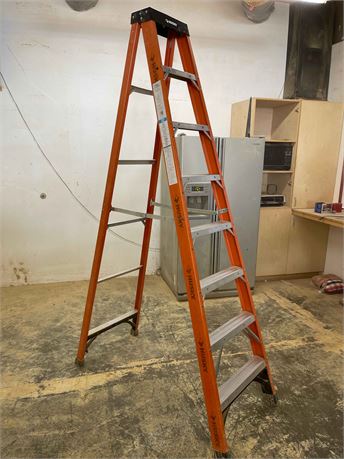 8' Husky Ladder