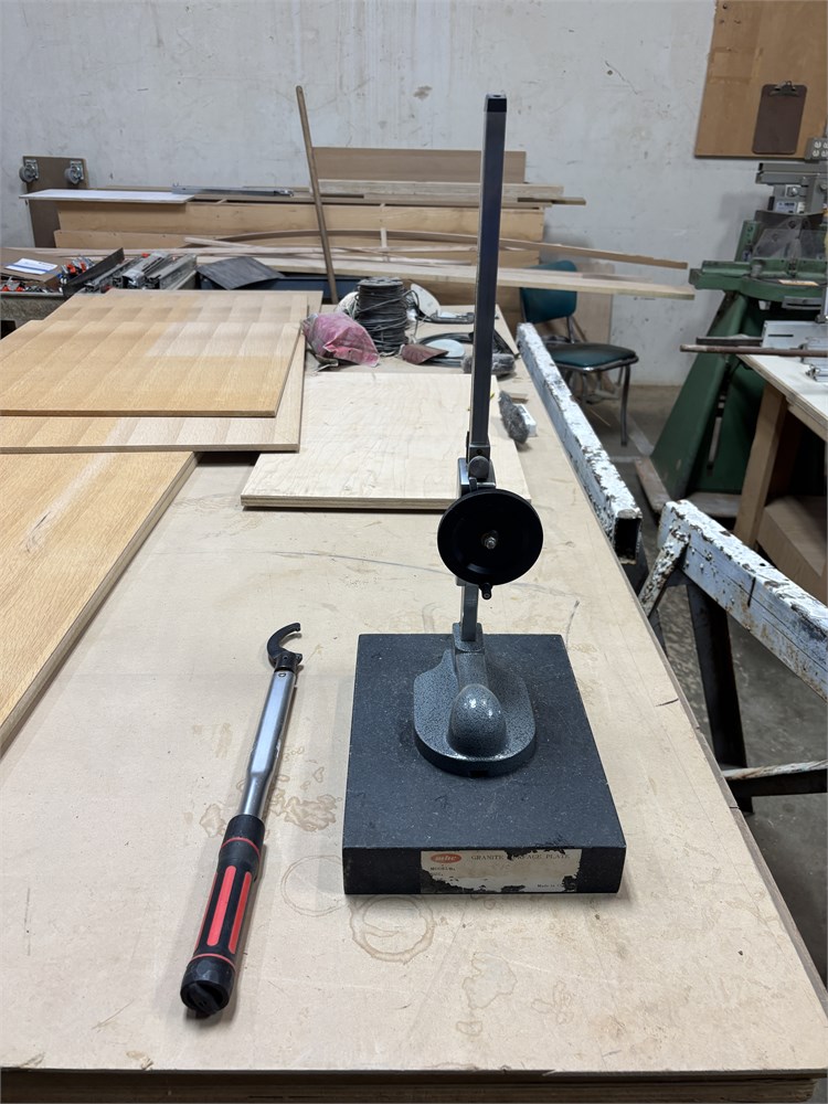 MHC Granite Surface Plate w/Norbar 200th