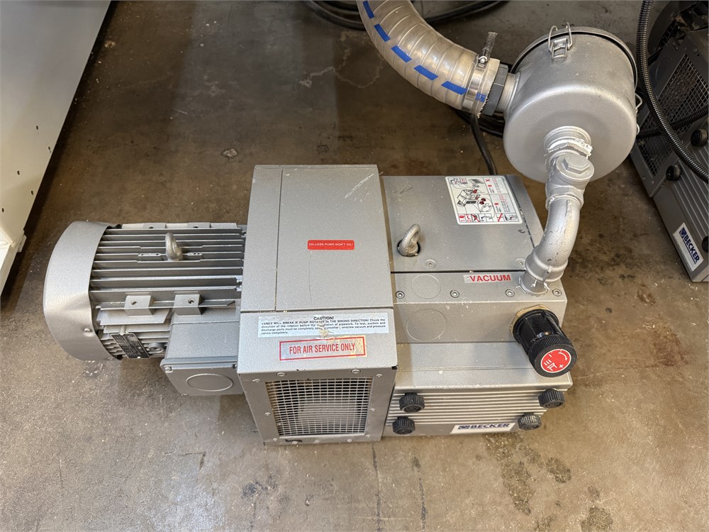 Becker "Picchio 2200" Vacuum Pump
